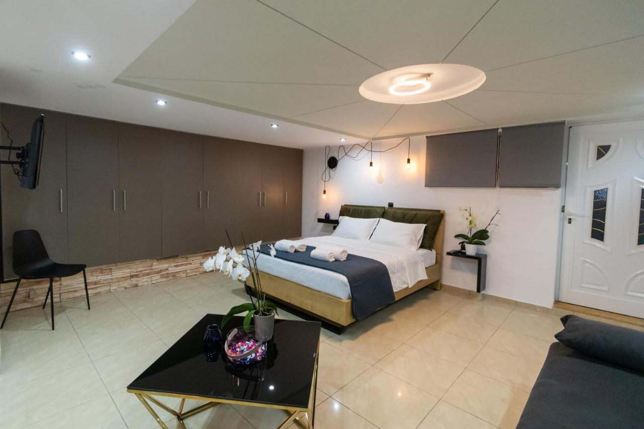 Black Suites Chania  Exterior photo
